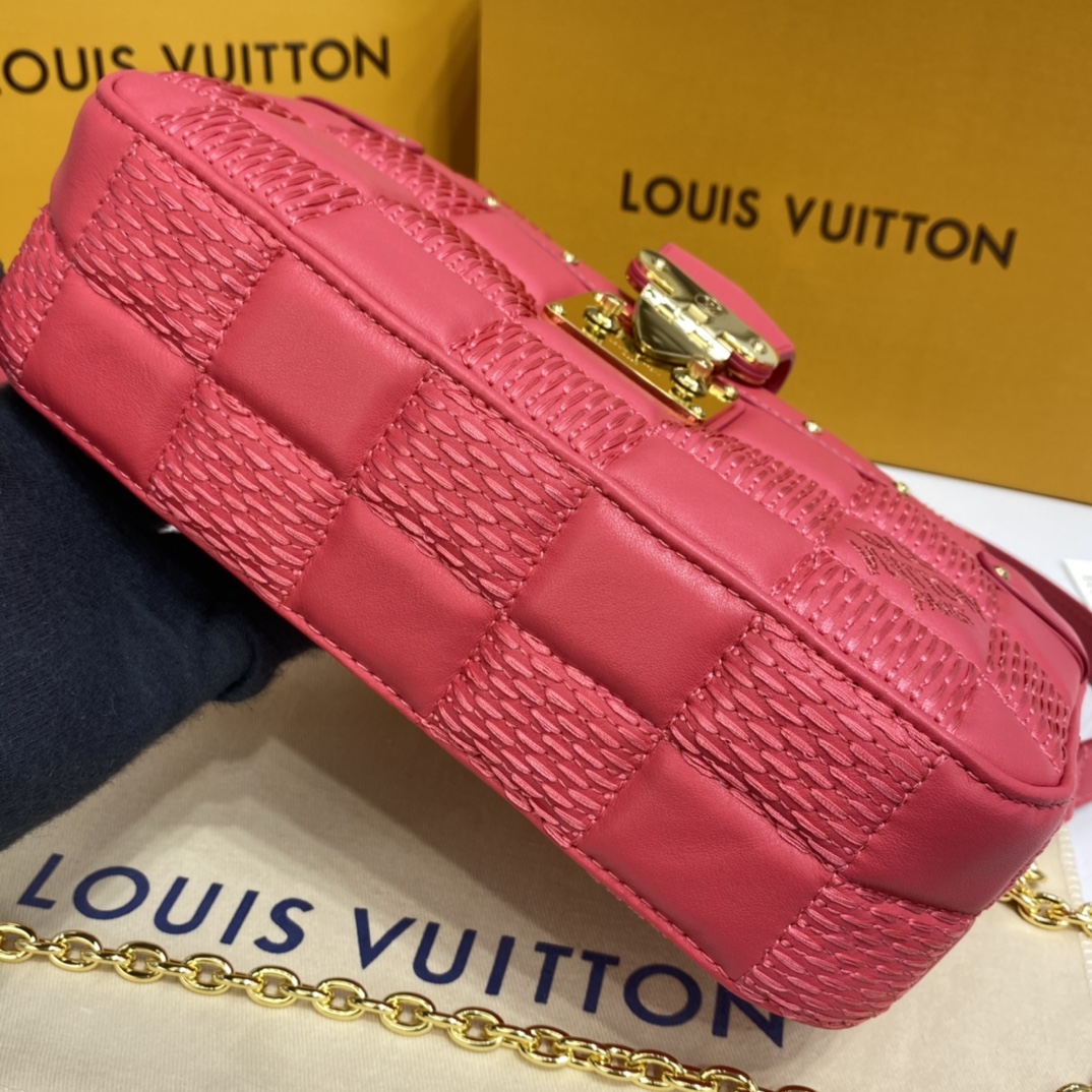 Louis Vuitton TROCA PM Handbag M59118 Pink